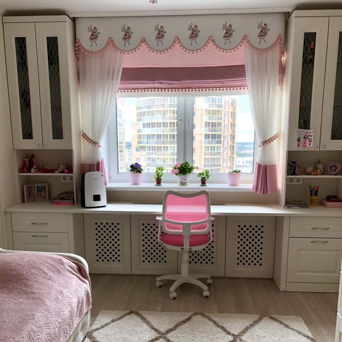 Короткие шторы для детской