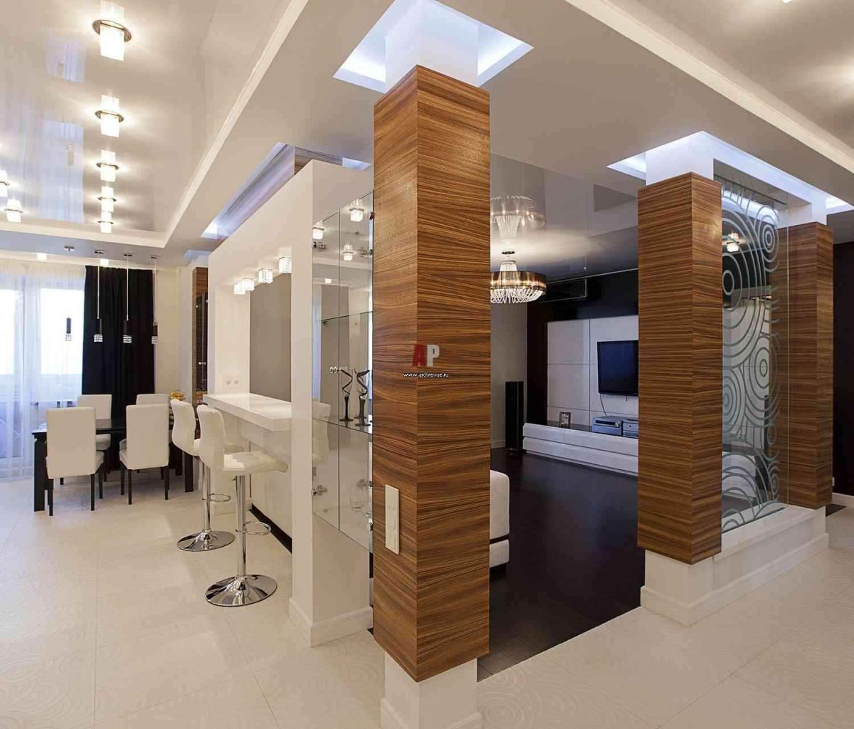 Отделка колонн в доме