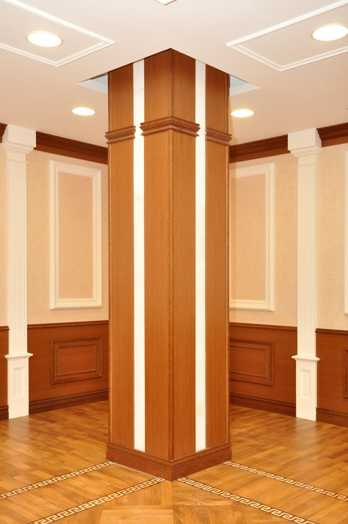 Отделка колонн