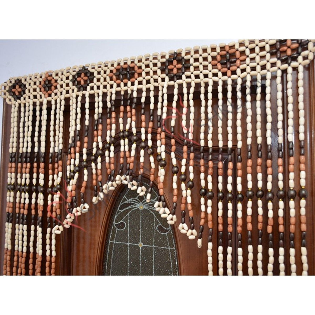 Деревянные занавески на дверной проем