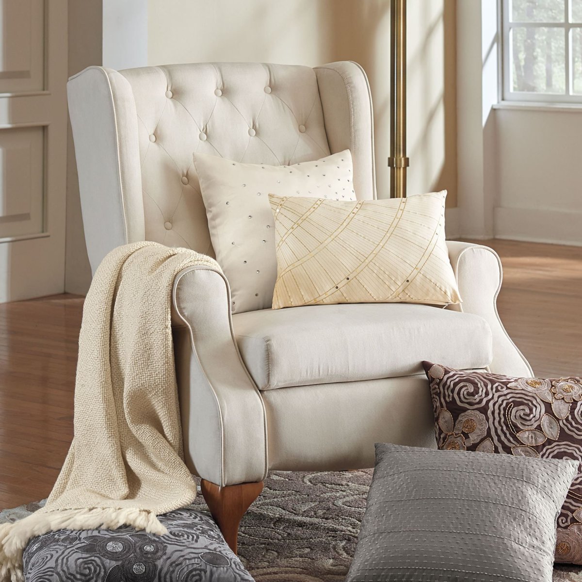 Стильные кресла для спальни