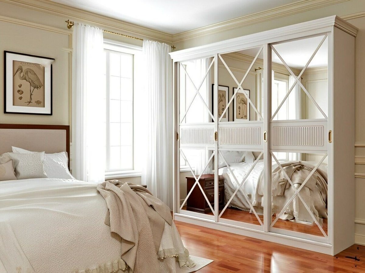 Шкаф Версаль белый