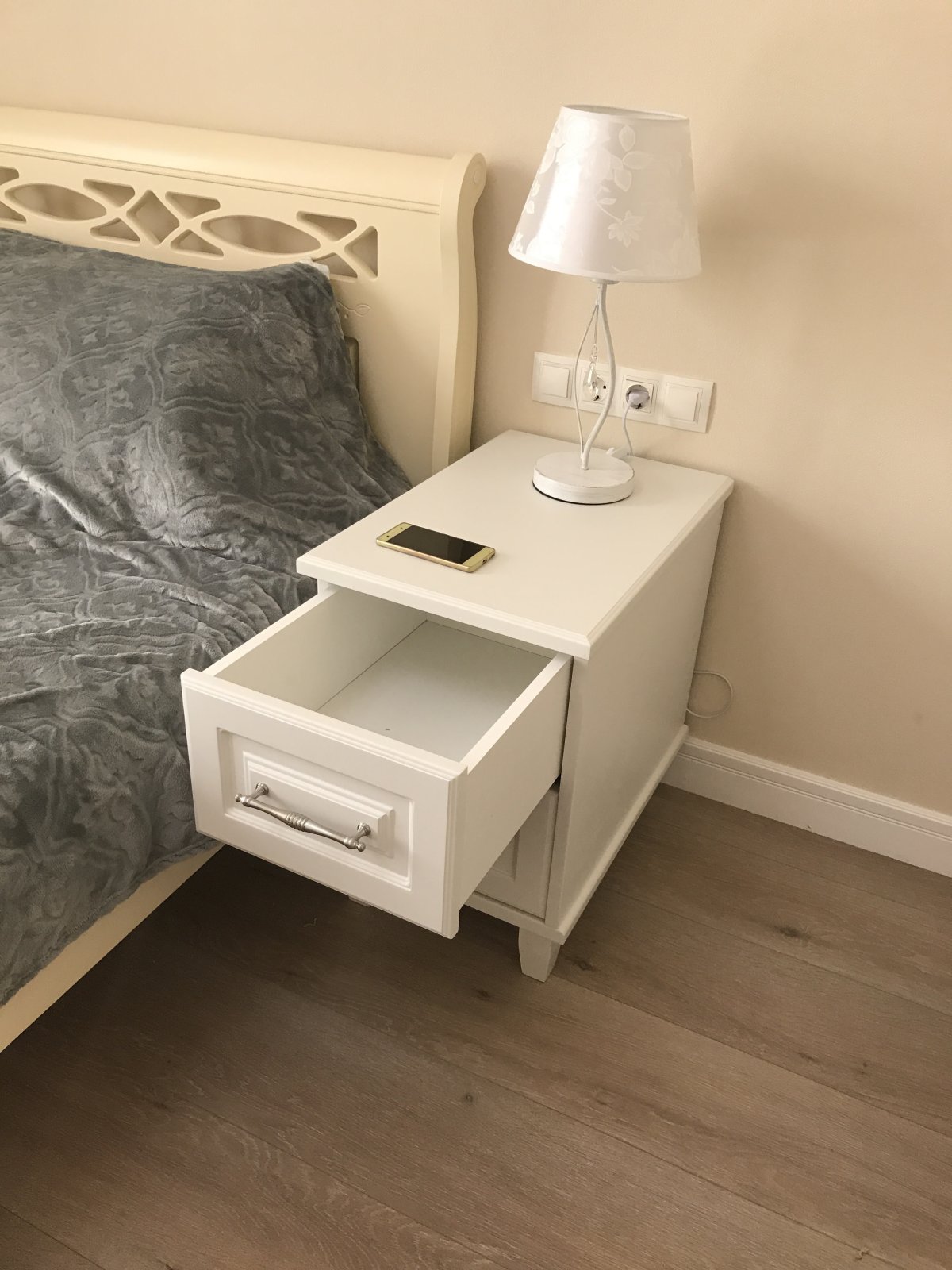 Тумба прикроватная h100030