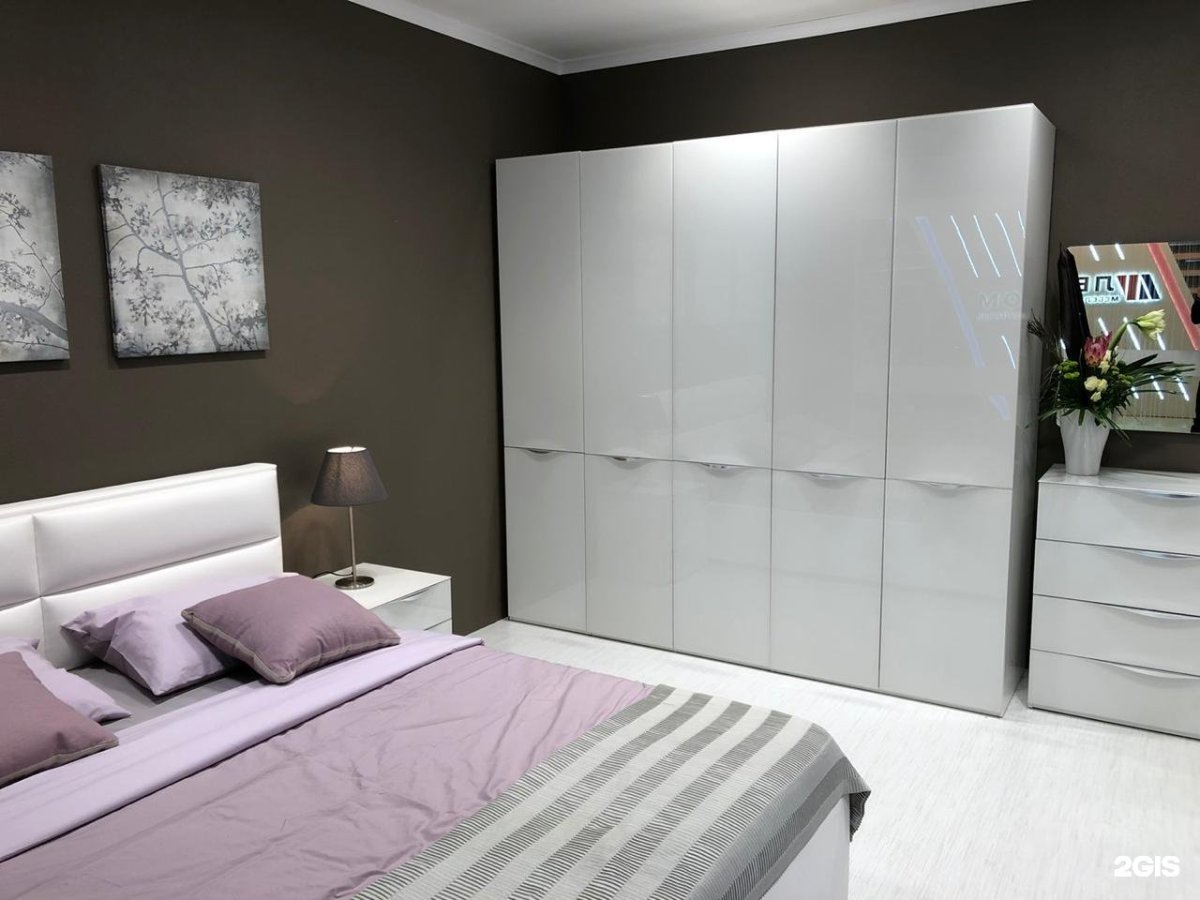 ТРИЯ спальня Глосс