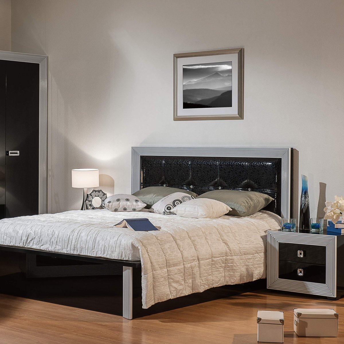 Спальный гарнитур Наоми Велес