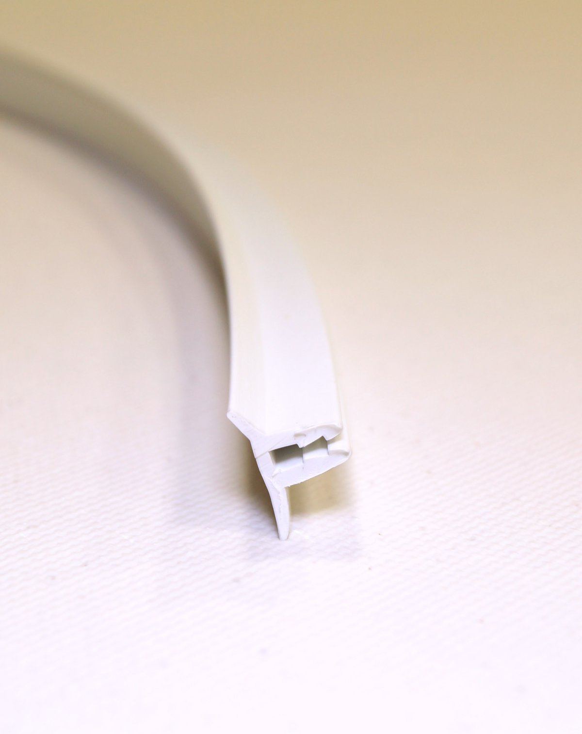 Маскировочная лента Jas гибкая ПВХ 10мм 10м 63261