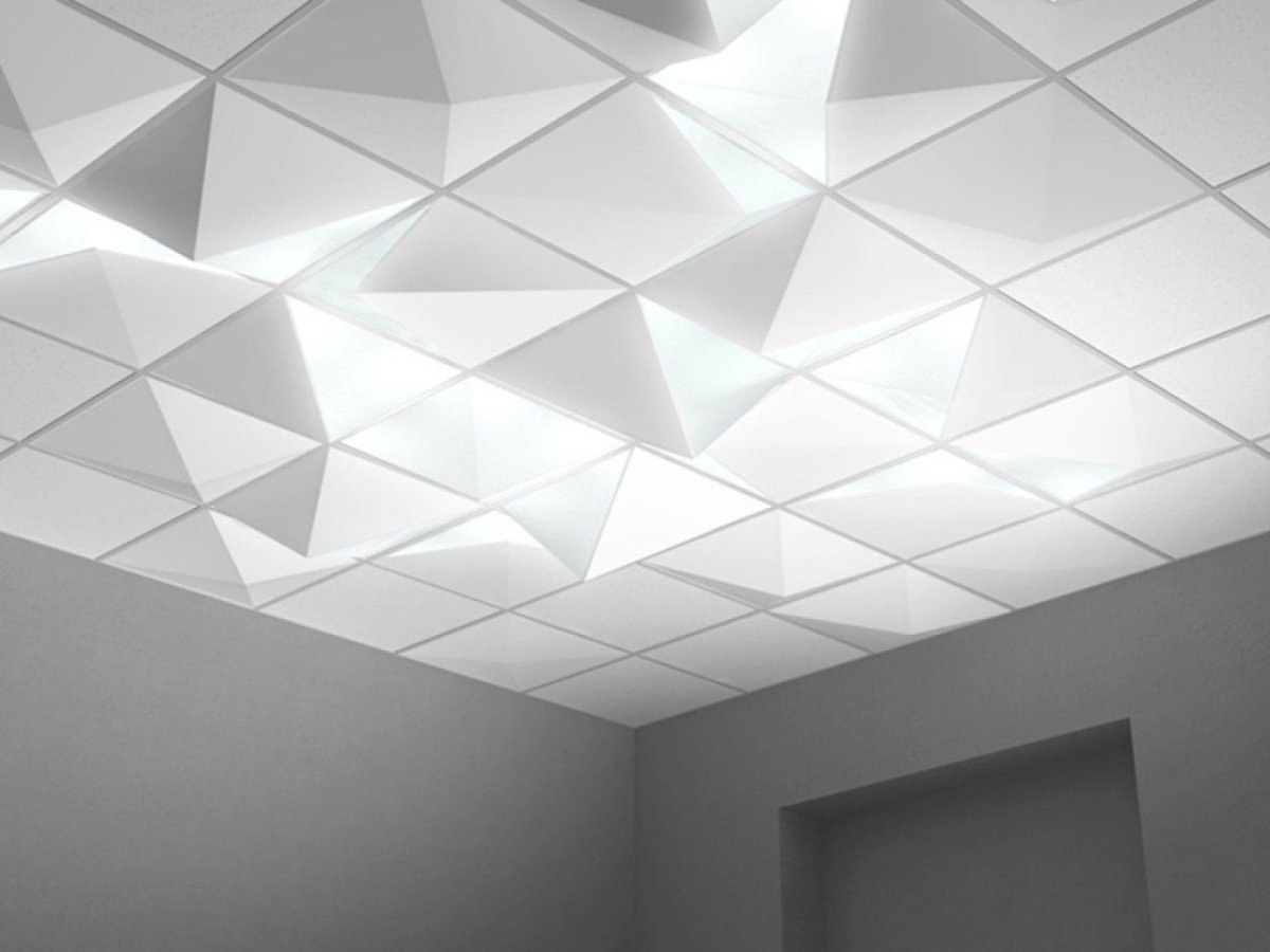 Геометрические фигуры на потолке