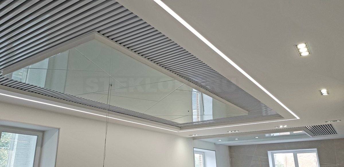 Светопрозрачный потолок