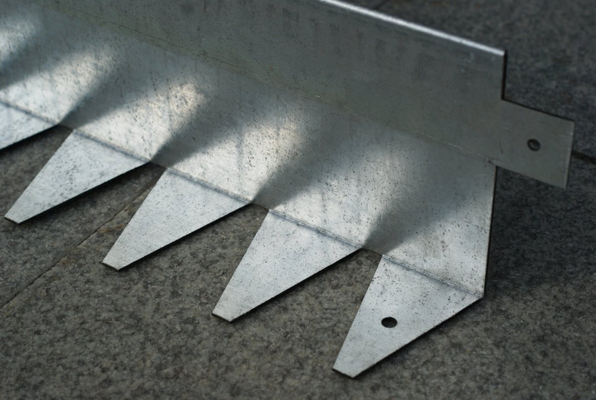 Борт стальной садовый металлический бордюр 1200 200 70 1.5мм