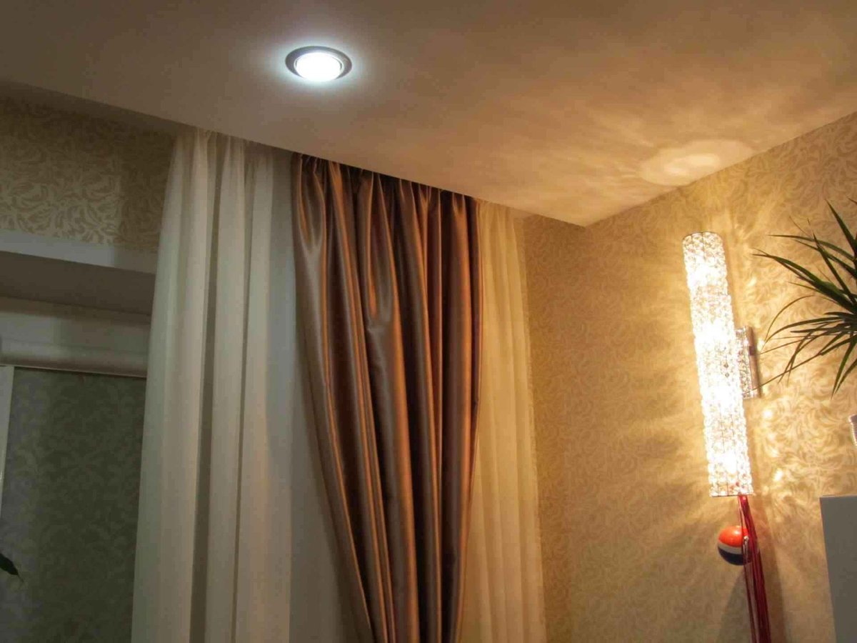 Скрытый карниз для натяжного потолка пк5