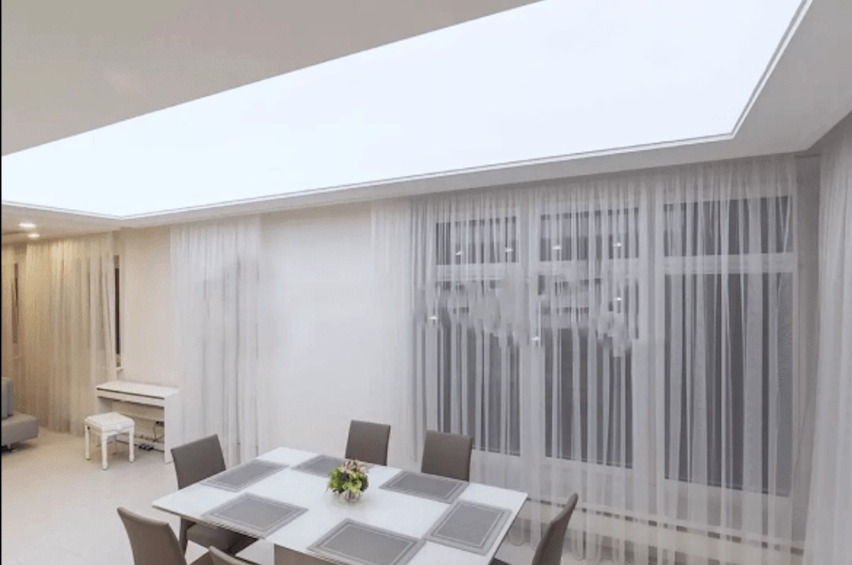 Полупрозрачный потолок