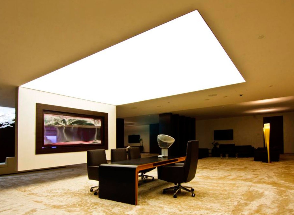 Светопрозрачный потолок