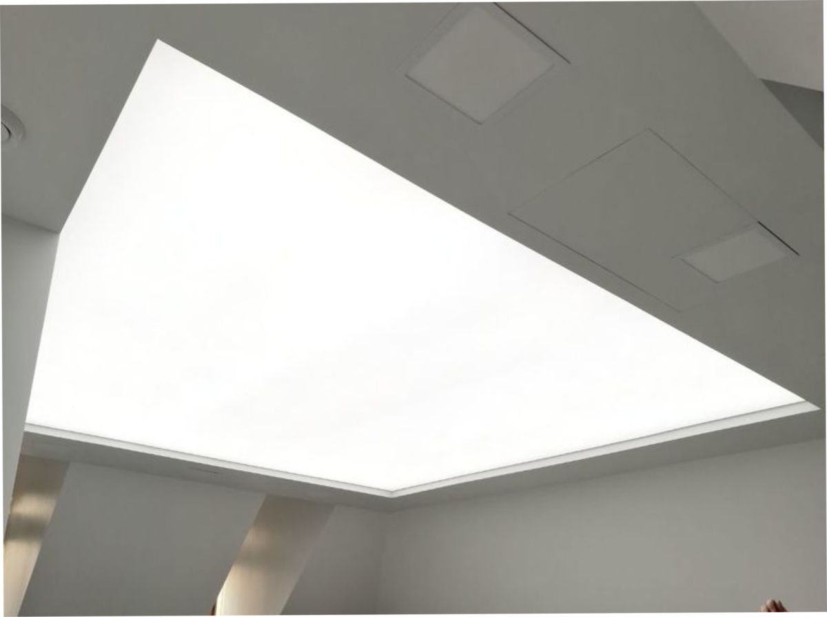 Светопрозрачный натяжной потолок