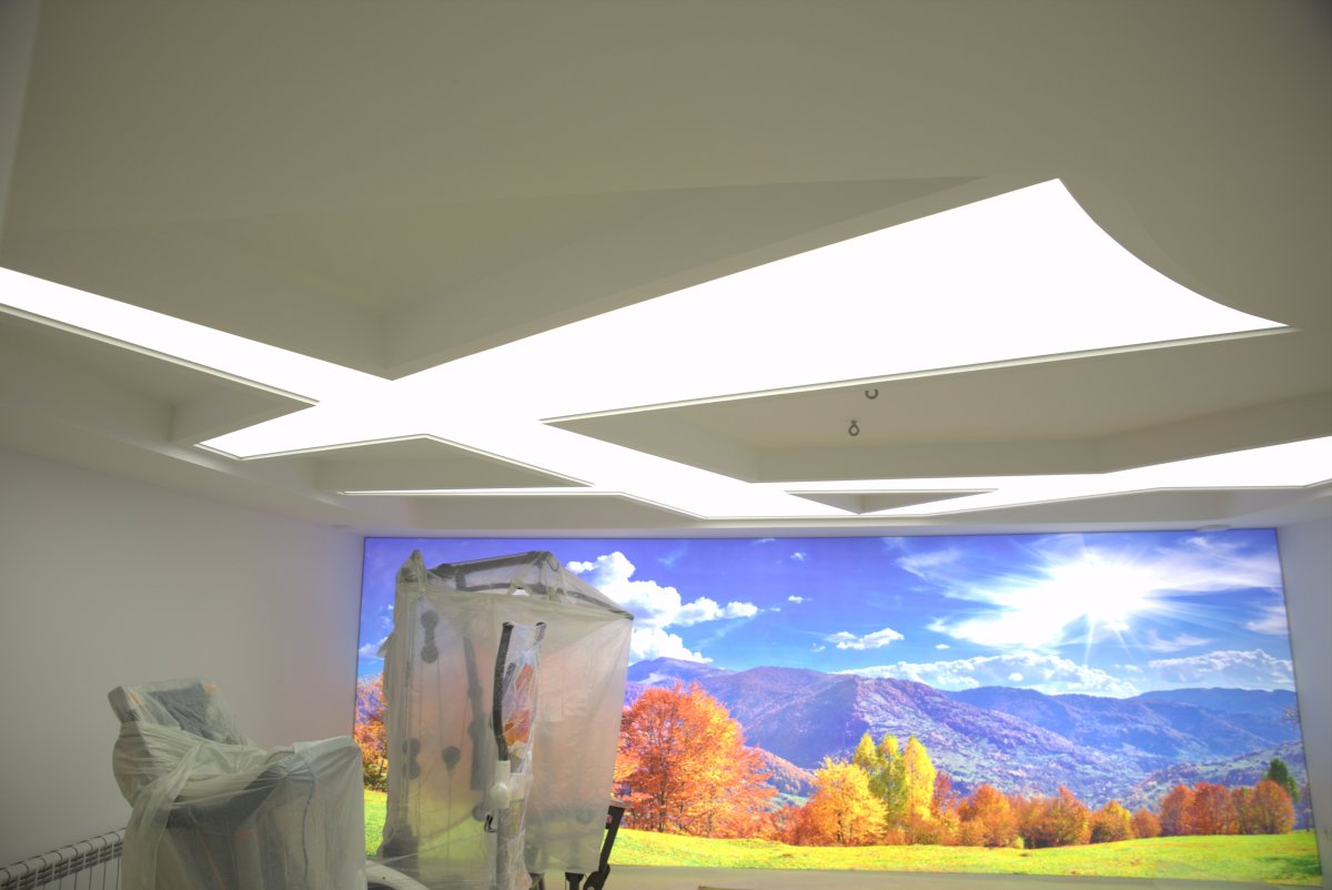 Светящийся подвесной потолок