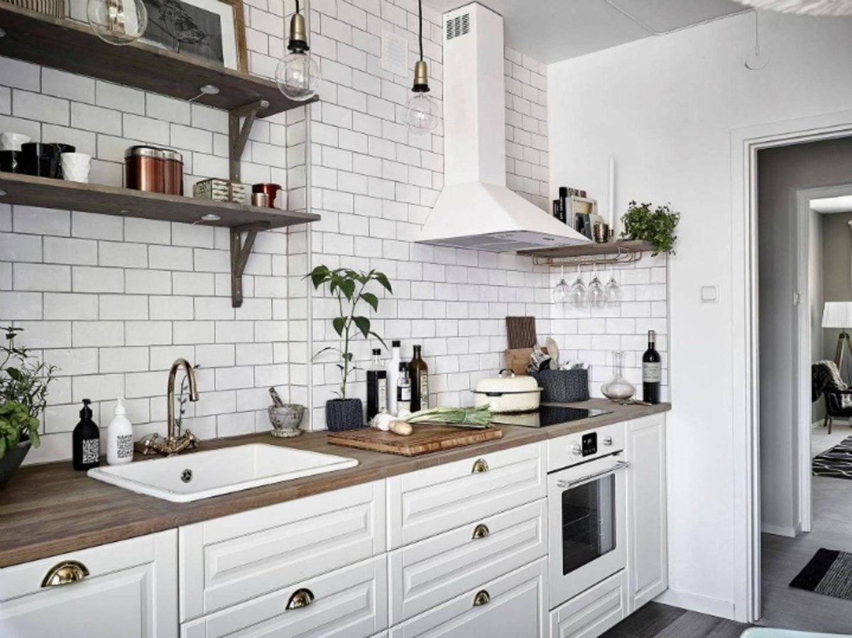 Кирпичики на кухне