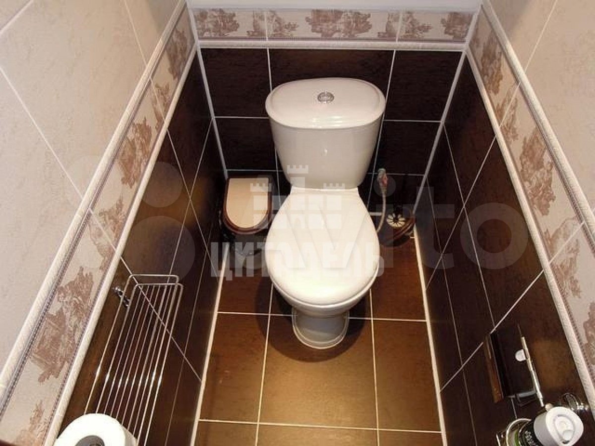 Отделка туалета плиткой