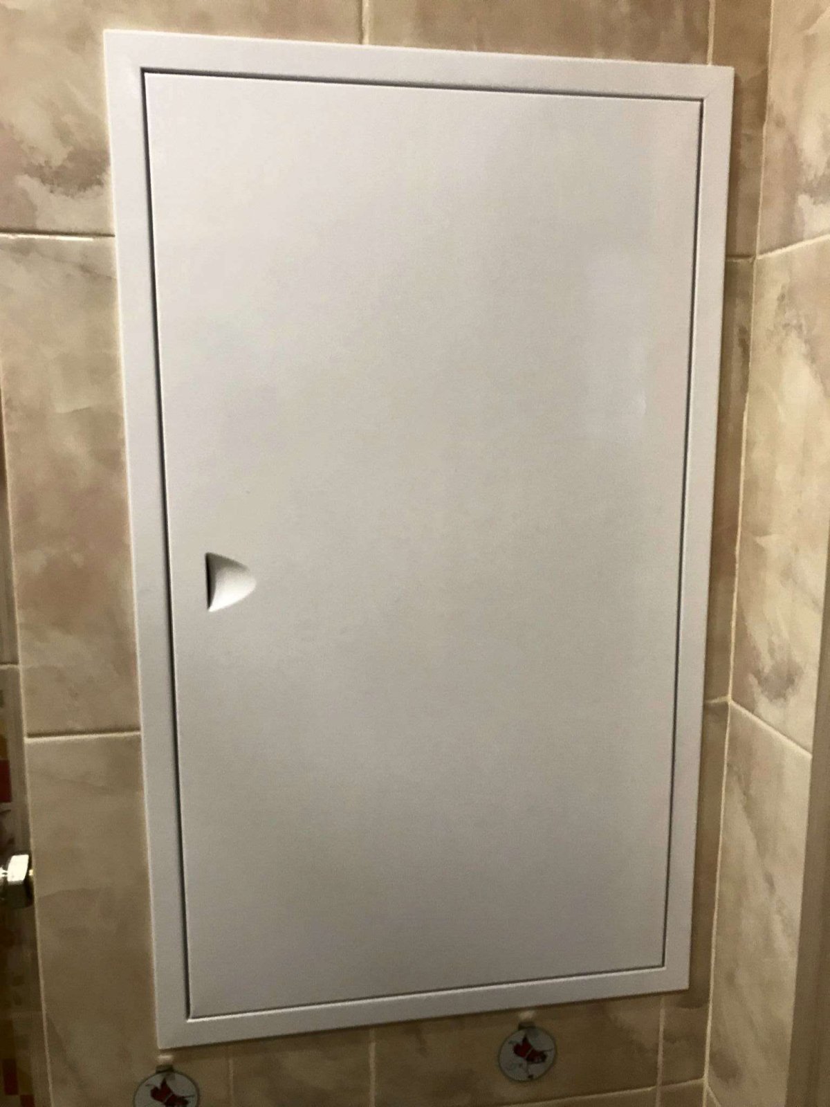 Люк потайной 400х800