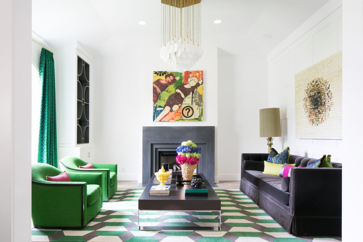 Яркий интерьер