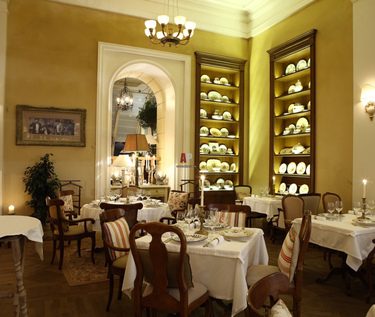 Кафе в классическом стиле