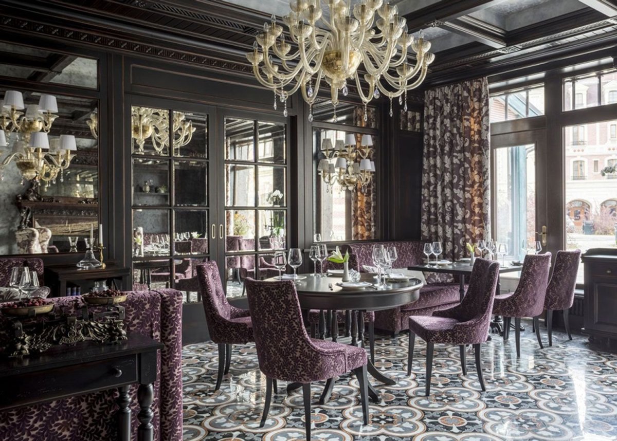 Поселок Довиль ресторан Чентрале