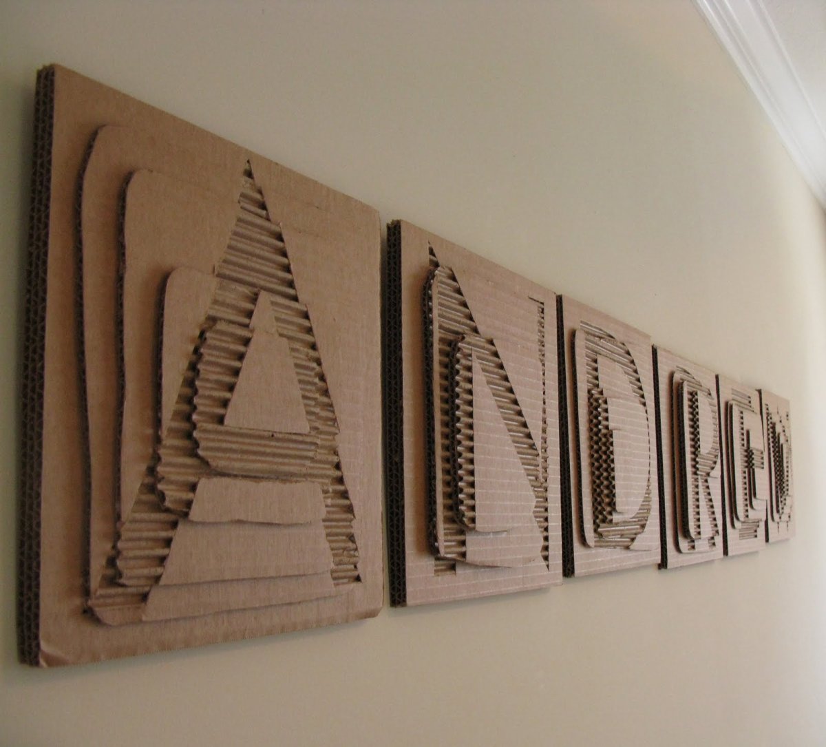 Панно из картона