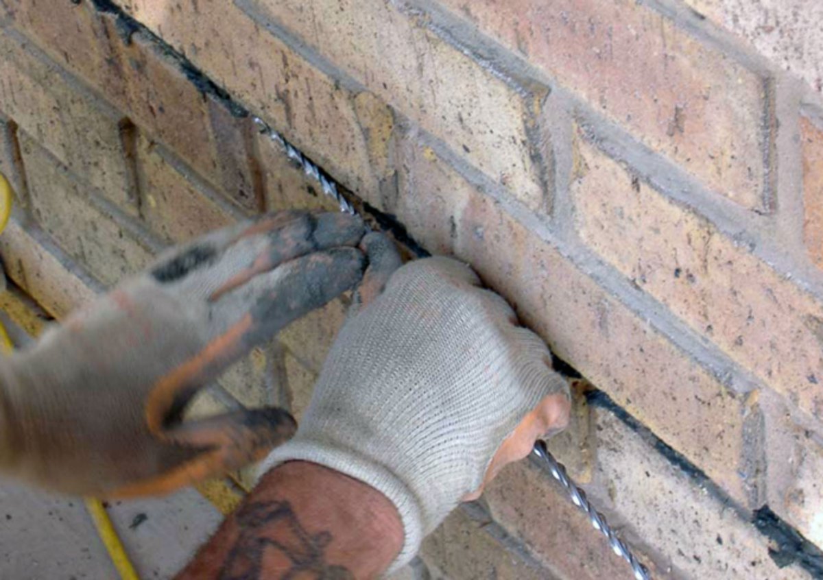 Заделка трещин в кирпичных стенах