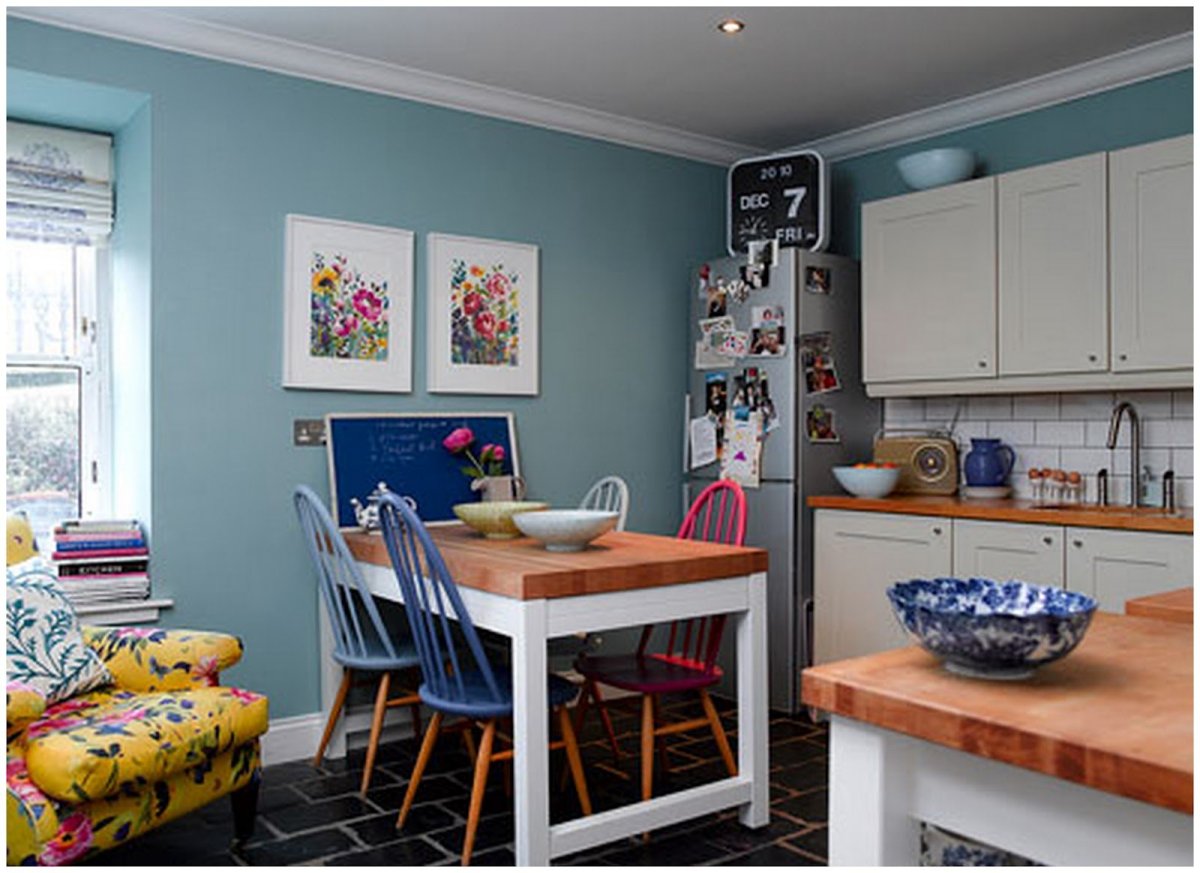 Небесно голубая кухня в интерьере