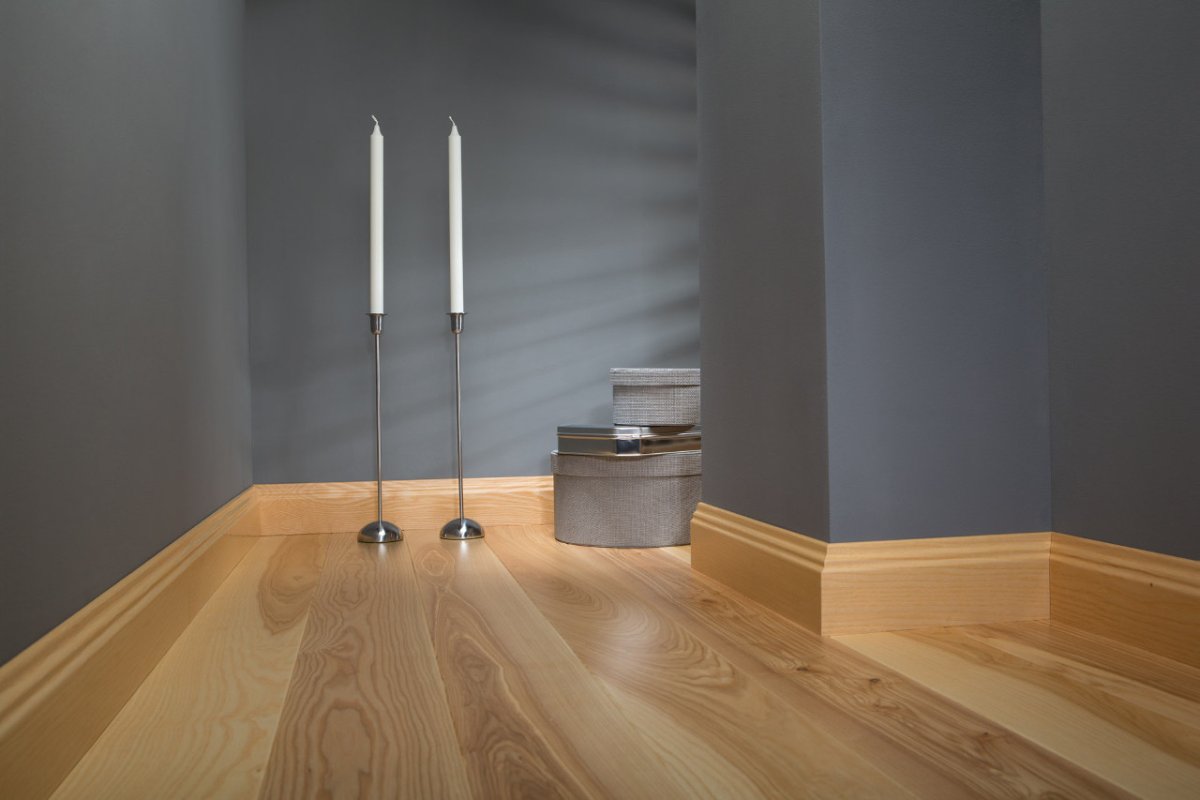 Плинтуса напольные 2023