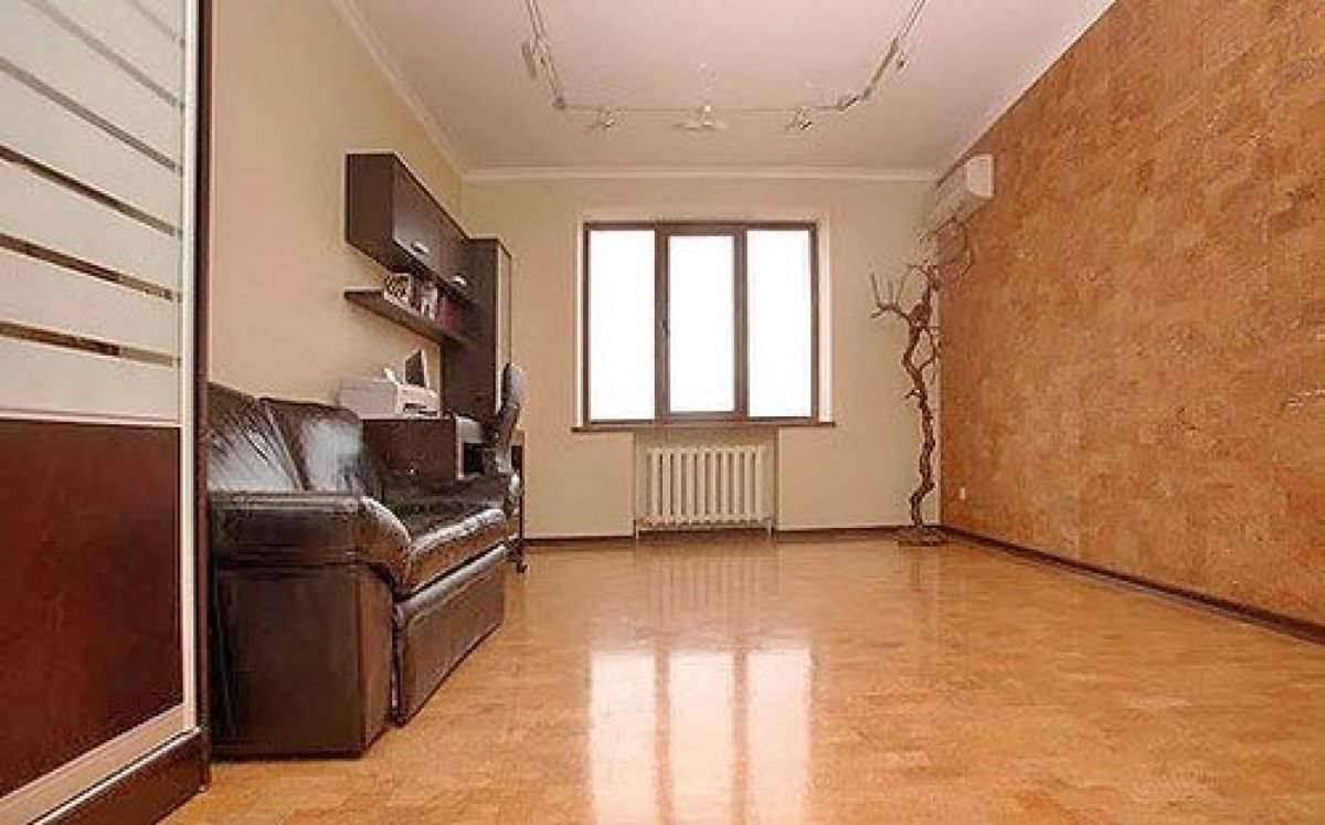 Пол из пробкового покрытия