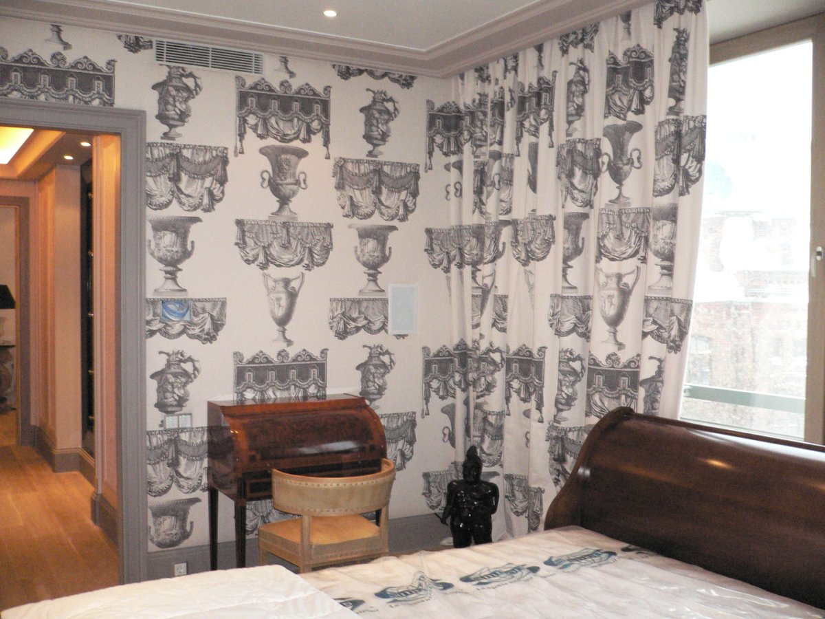 Декорирование стен тканью