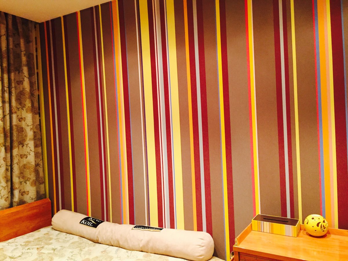 Стены обитые тканью