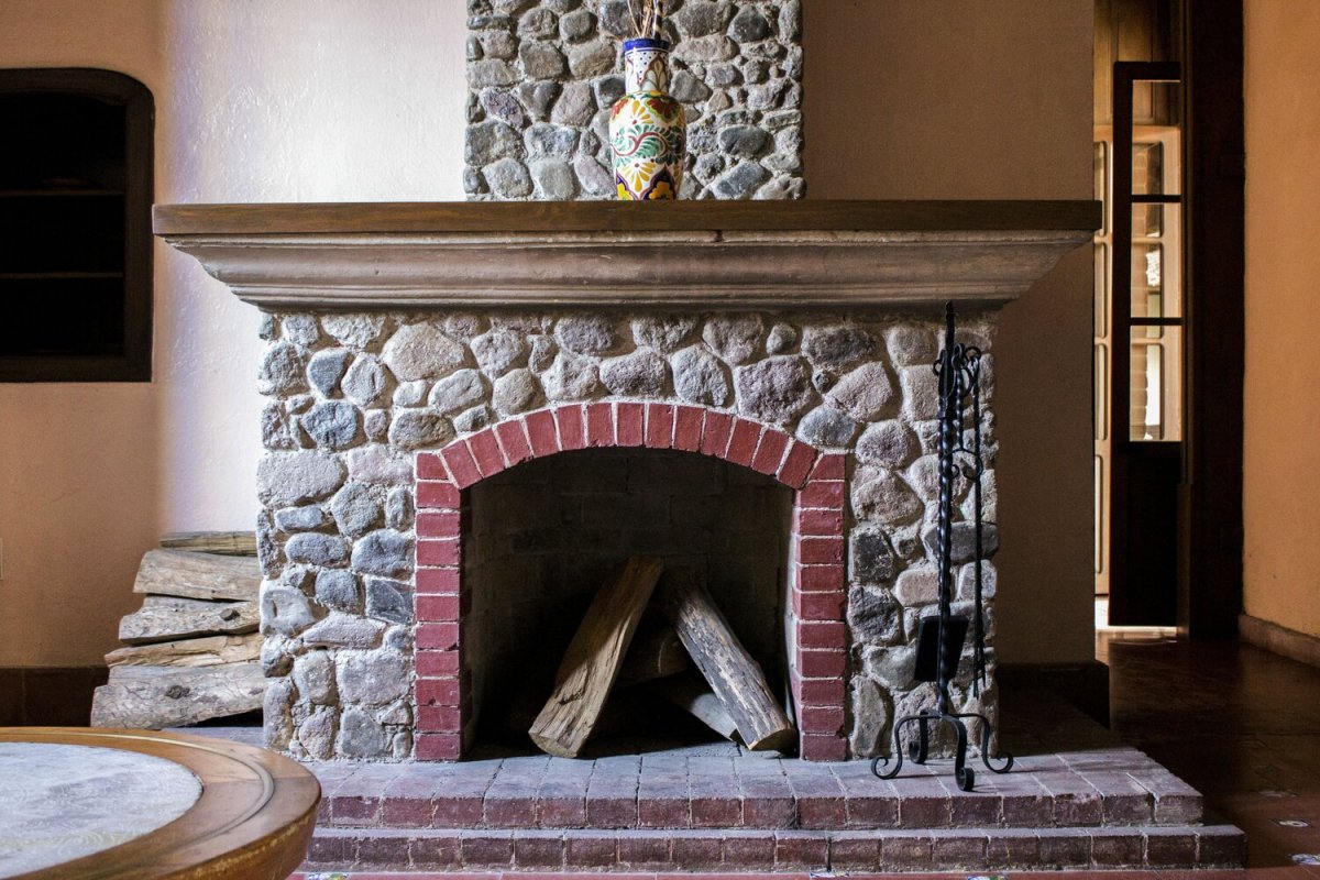 Камины Отделанные декоративным камнем