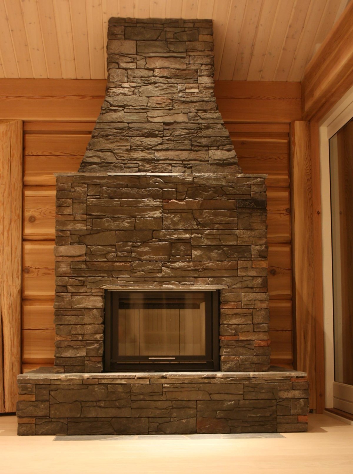 Камины Отделанные декоративным камнем