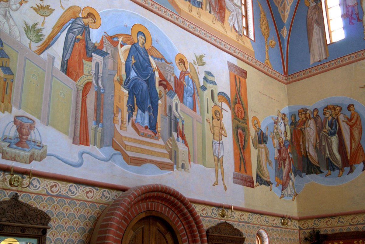 Дайнеко роспись храма