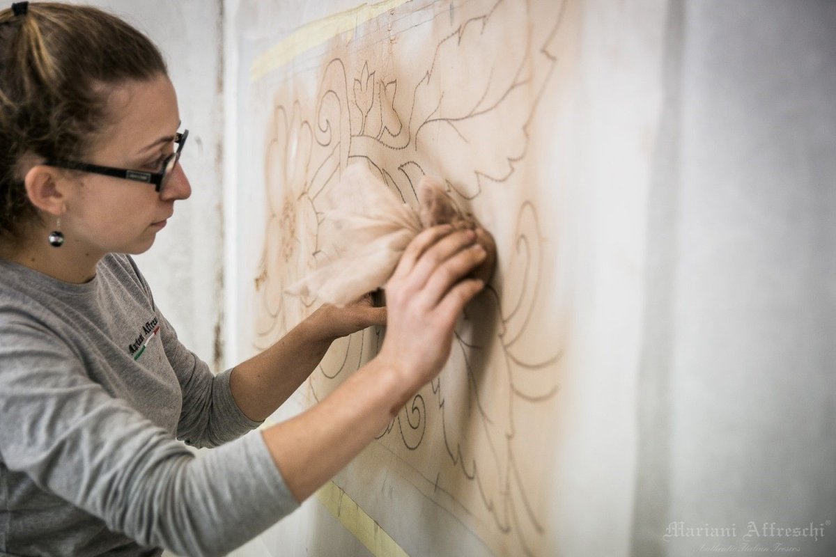 Живопись по сухой штукатурке