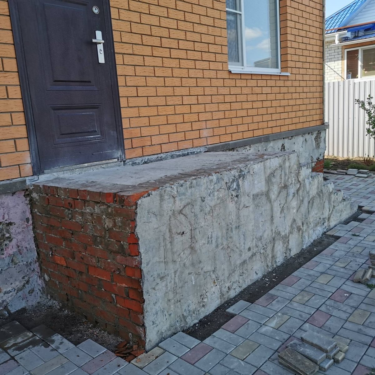 Каменная крошка для цоколя