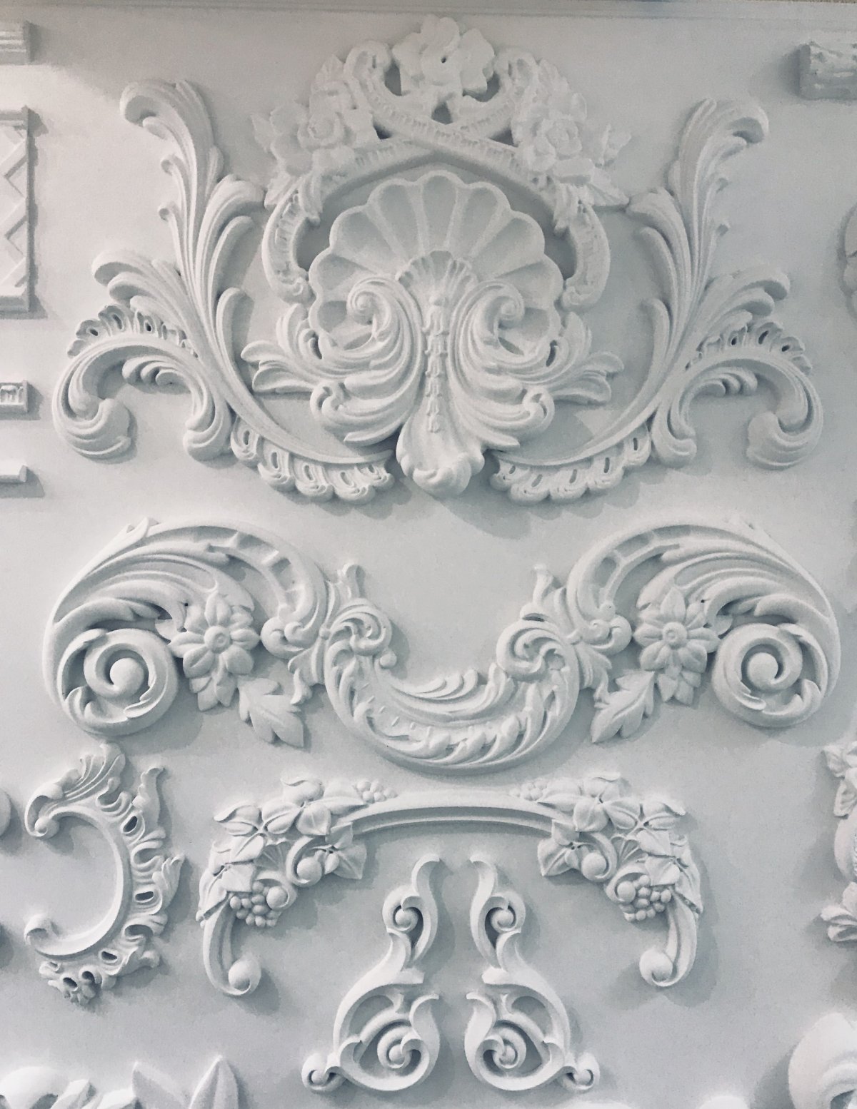 Декарт гипсовая лепнина
