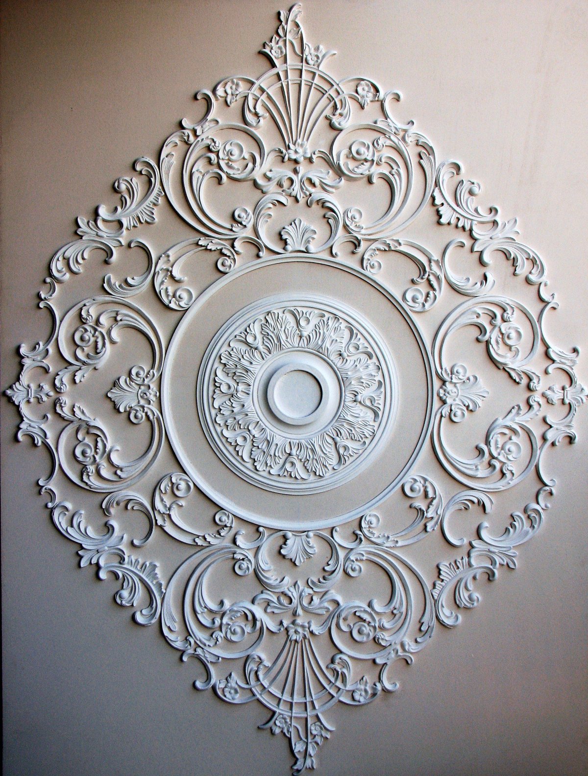 Гипсовая лепнина