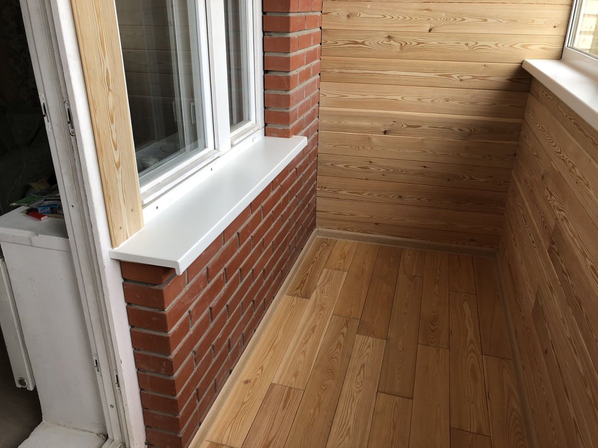 Отделка балкона внутри