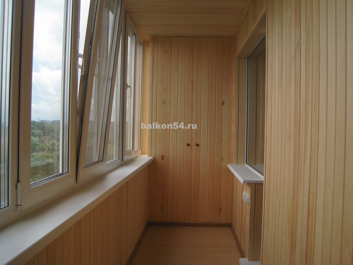 Отделка лоджии вагонкой