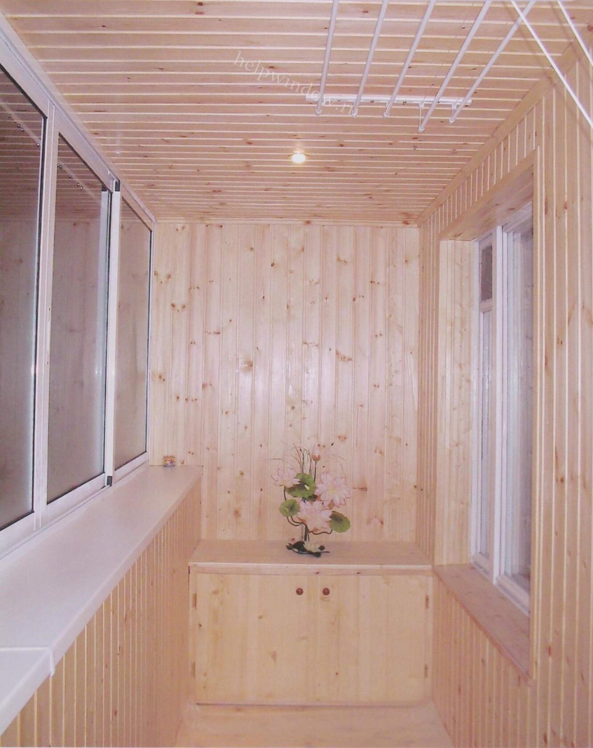 Отделка лоджии вагонкой