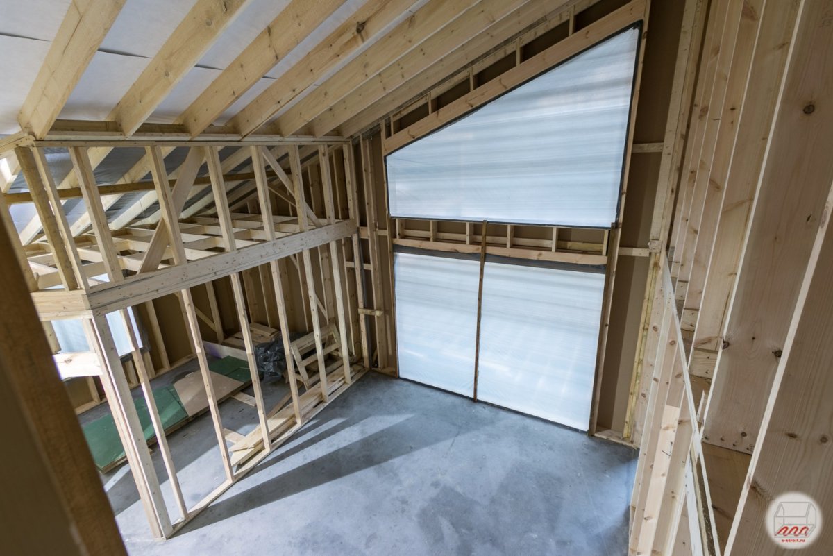 Каркас дома со вторым светом