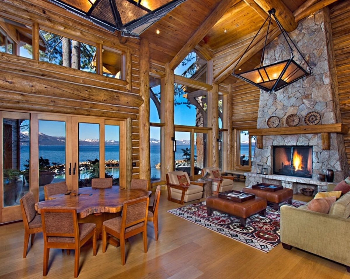 Красивые интерьеры деревянных домов