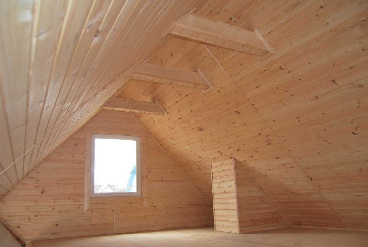 Отделка мансарды евровагонкой