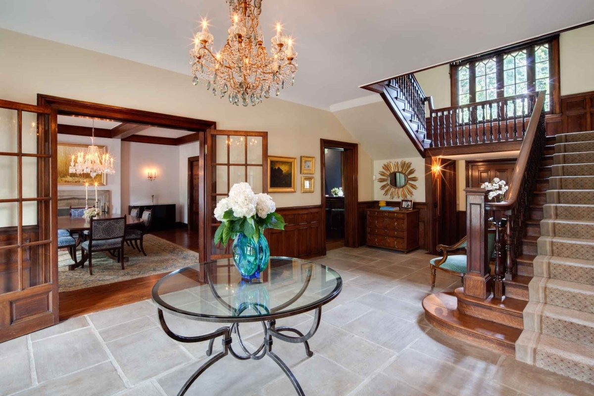 Интерьеры домов и коттеджей