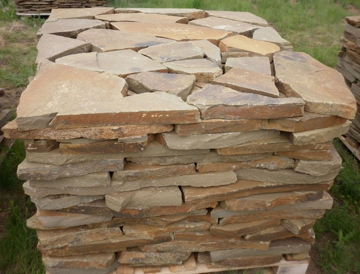 Природный галтованный камень пластушка