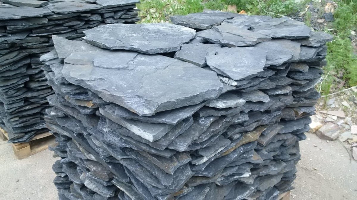 Шунгит (плитняк) галтованный