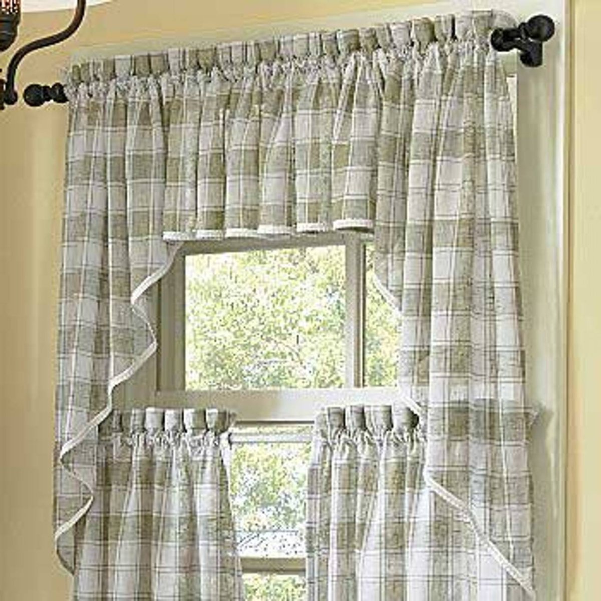 Деревенские шторы для кухни