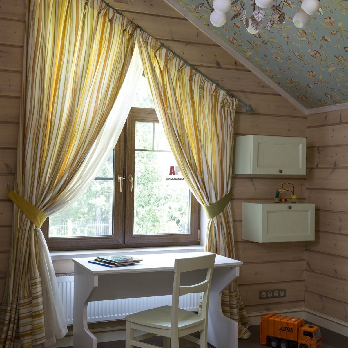 Шторы в загородном доме