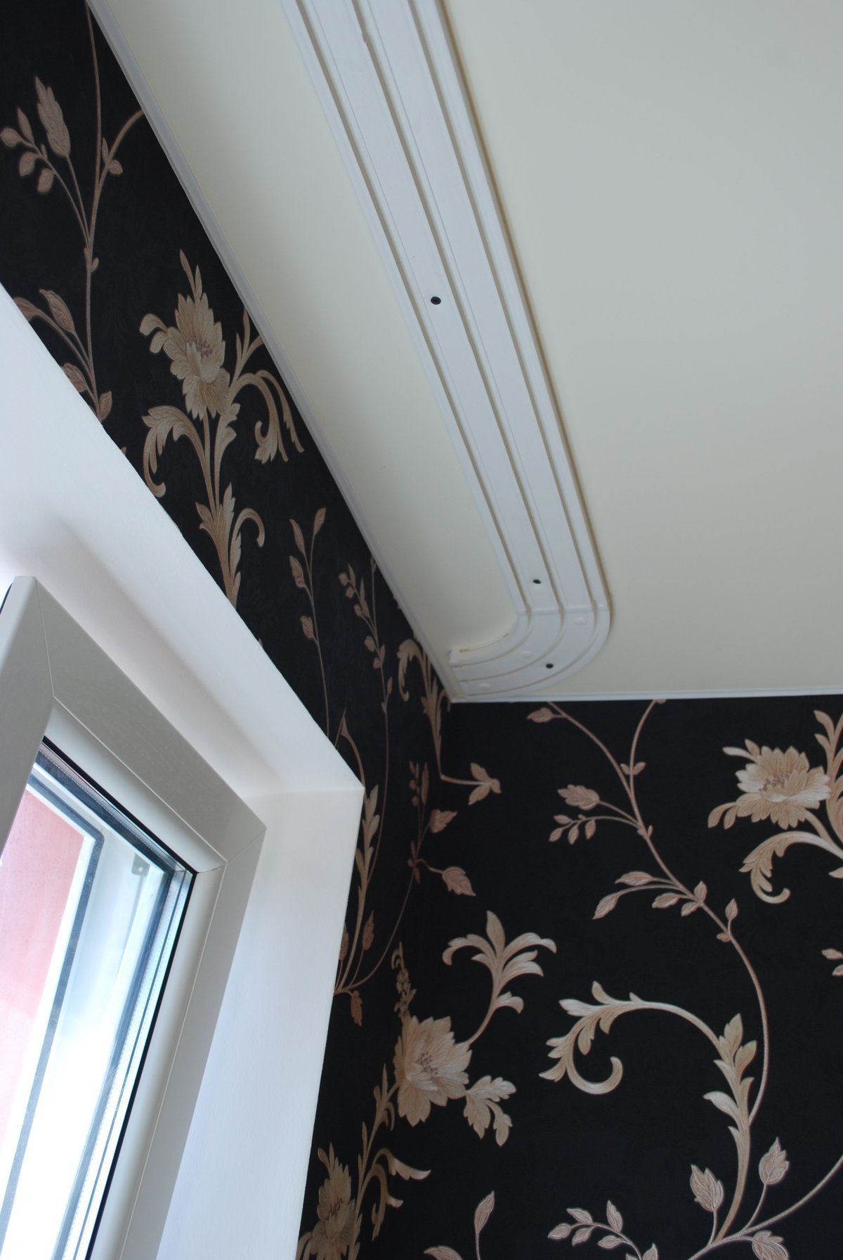 Потолочный карниз для натяжных